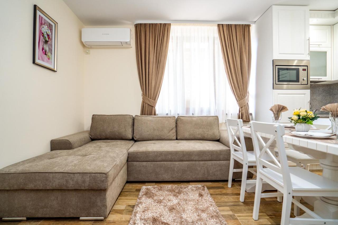 Park Apartment Emilin Sandanski Exterior foto